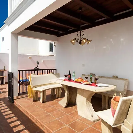 Amigamar Villa *